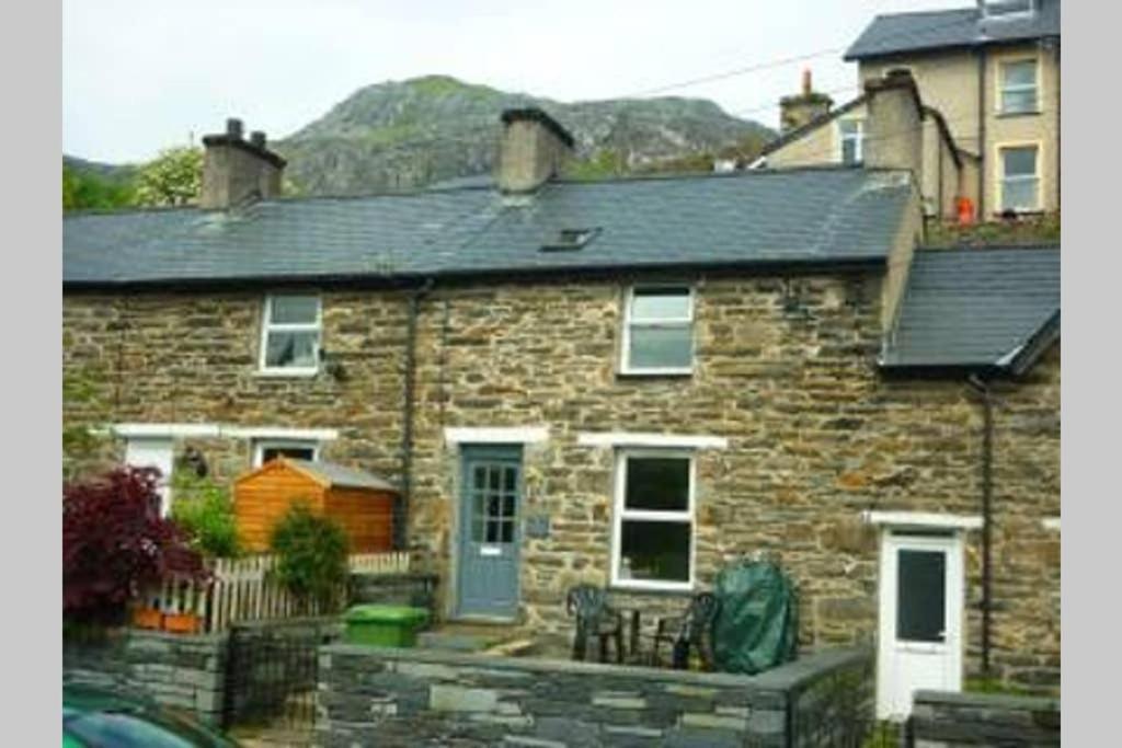 Moelwyn Cottage Blaenau Ffestiniog Exteriör bild